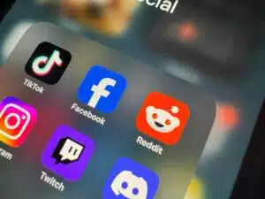Dental content ideas from Reddit that build trust